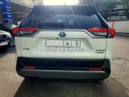 
										Toyota RAV4 Hybride full									