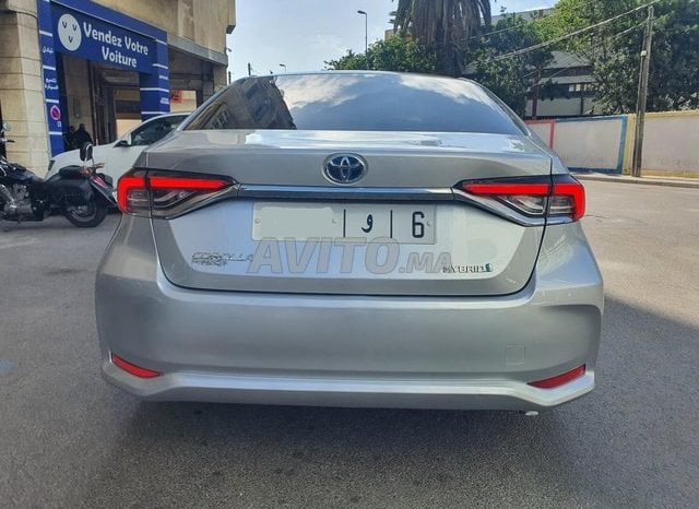 
								Toyota Corolla Prestige full									