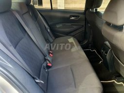 
										Toyota Corolla Prestige full									